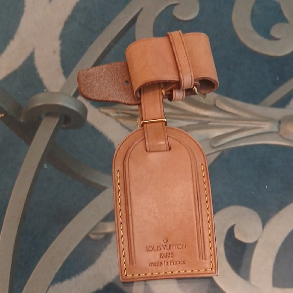 Louis Vuitton Brown Leather Bag Tag - Picture 1 of 2